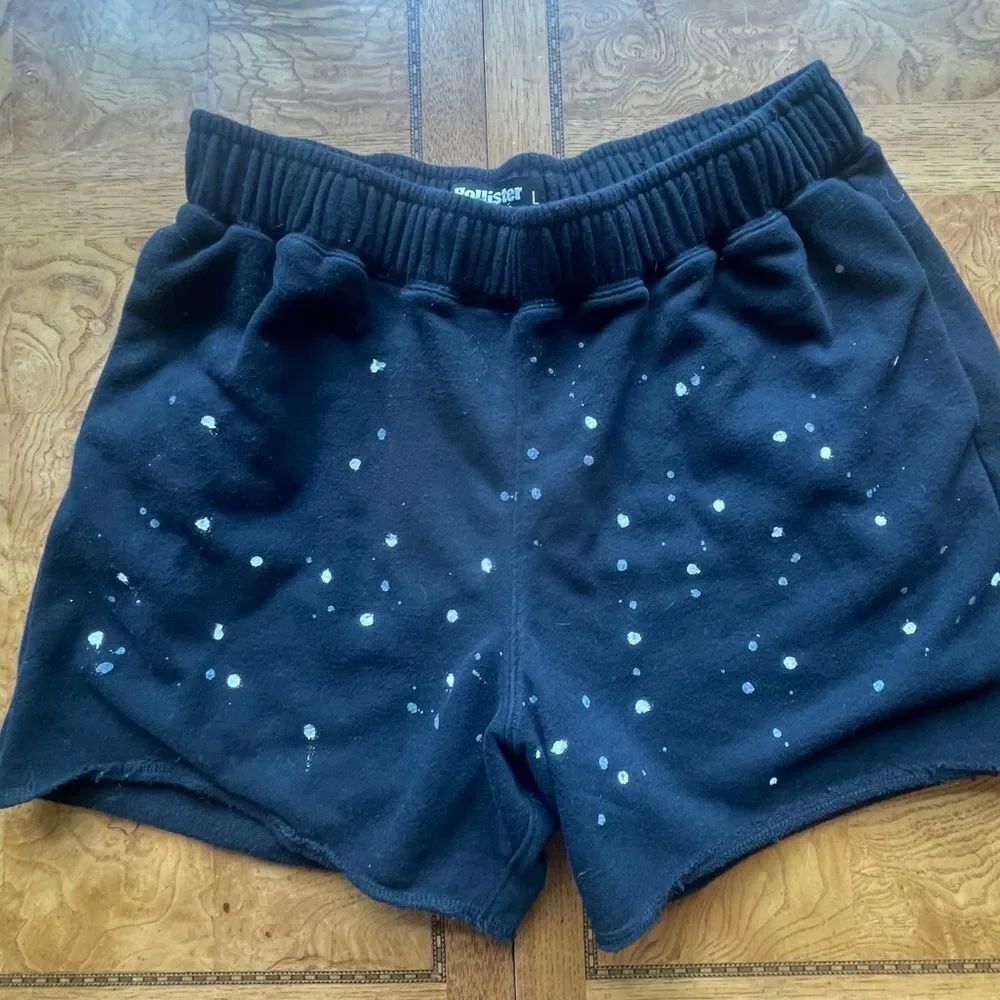 Hollister Size L Sweat Short!